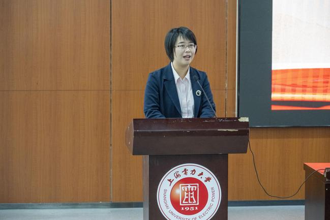 青春砺志担使命·团徽闪耀启新程——304永利集团举办第一期初级团校开班仪式暨团校第一课